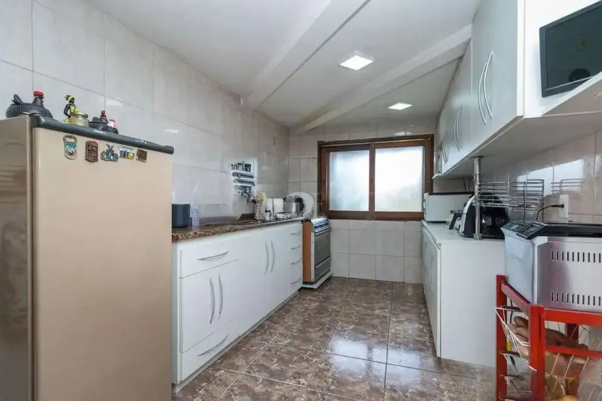 Imagem Casa térrea com 5 dormitórios, 2 suítes, 3 vagas.