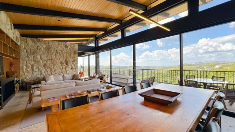 Imagem Casa de Condomínio em Campos do Jordão
