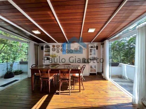 Imagem Imóvel de Alto Padrão (duas casas) Condomínio Fechado