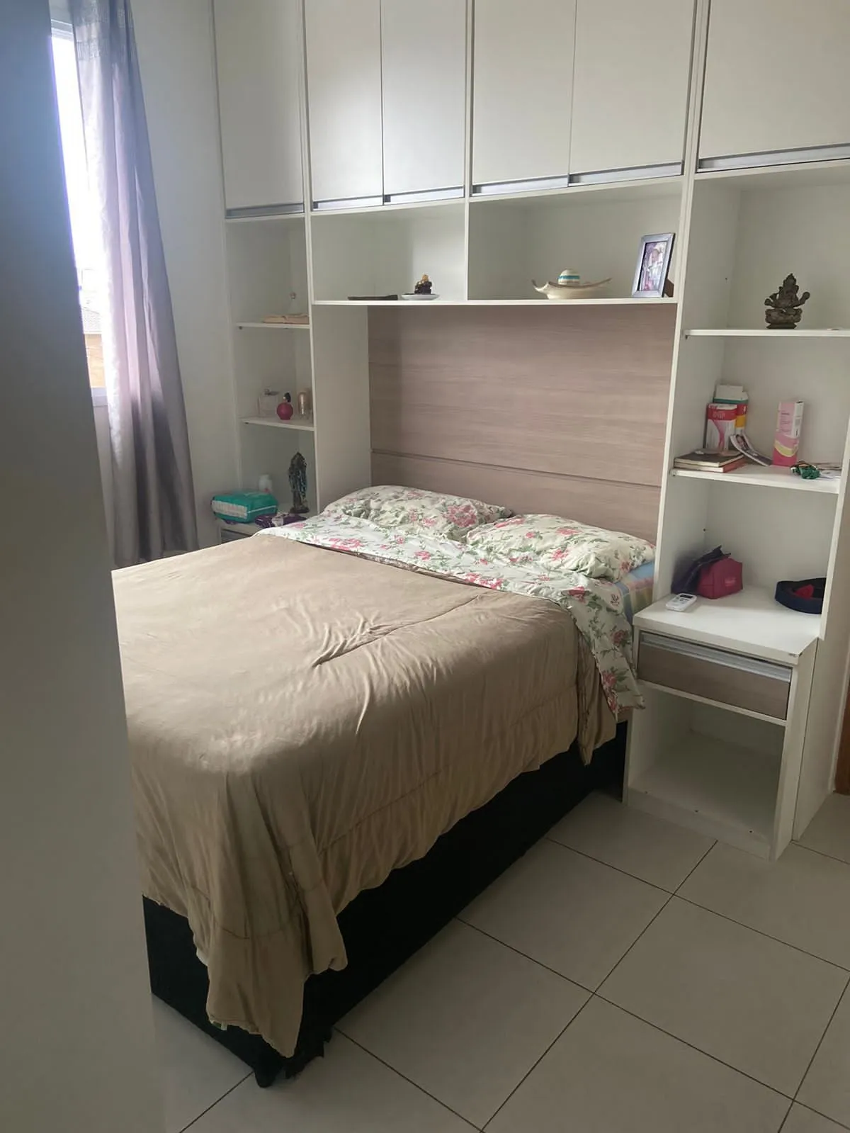 Imagem Residência Exclusiva no Marapé: Espaço, Elegância e Conforto em Cada Canto