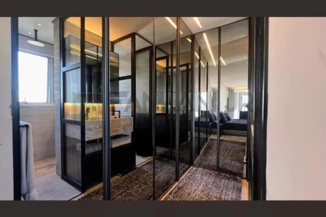 Imagem Este loft espaçoso, localizado na Alameda Franca, no bairro Cerqueira César em São Paulo, está à venda e é simplesmente incrível! Com 1 quarto, sen
