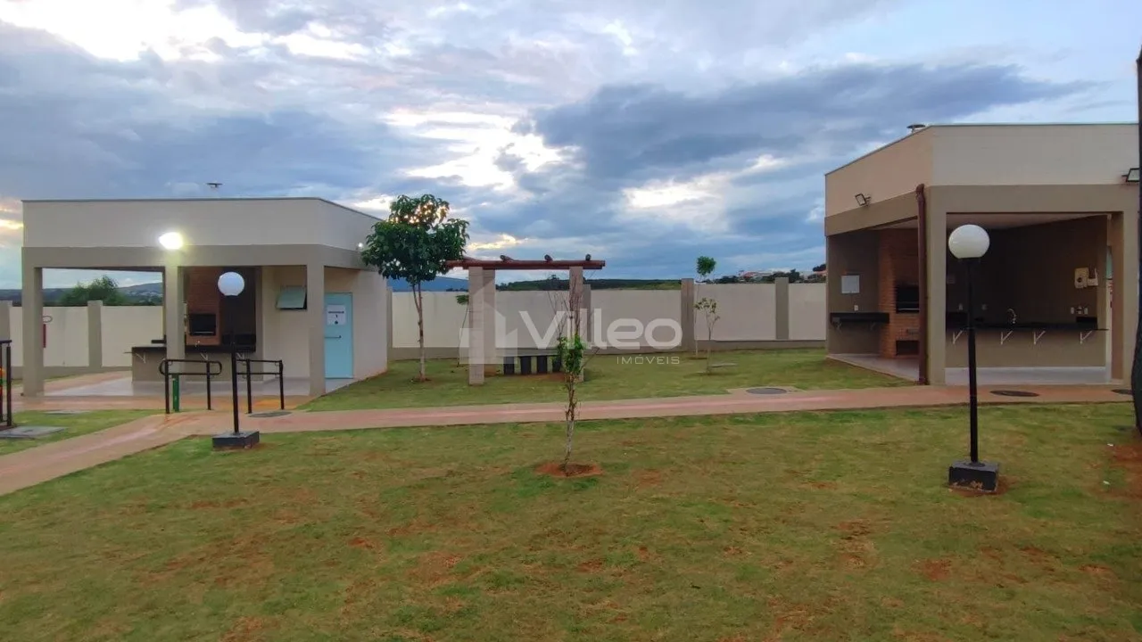 Imagem Venha conhecer este aconchegante apartamento no Condomínio Residencial Lago de Tune, localizado no ...