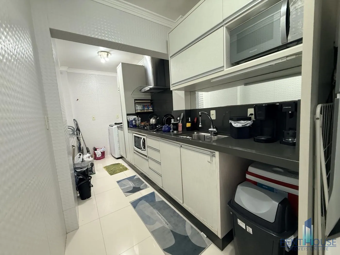 Imagem Apartamento Zona Central para Venda em Balneário Camboriú, CENTRO, 2 dormitórios, 1 banheiro, 1 vaga