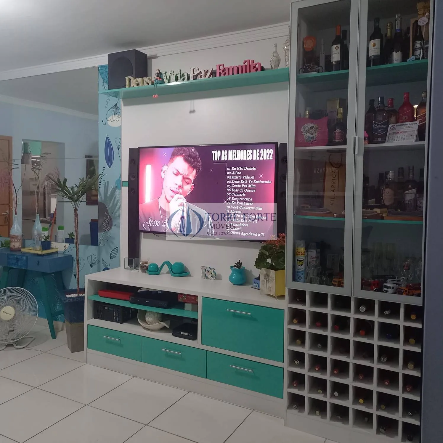 Imagem Excelente apartamento com 111 m² 3 dorm., sendo 2 suítes, no Canto do Forte