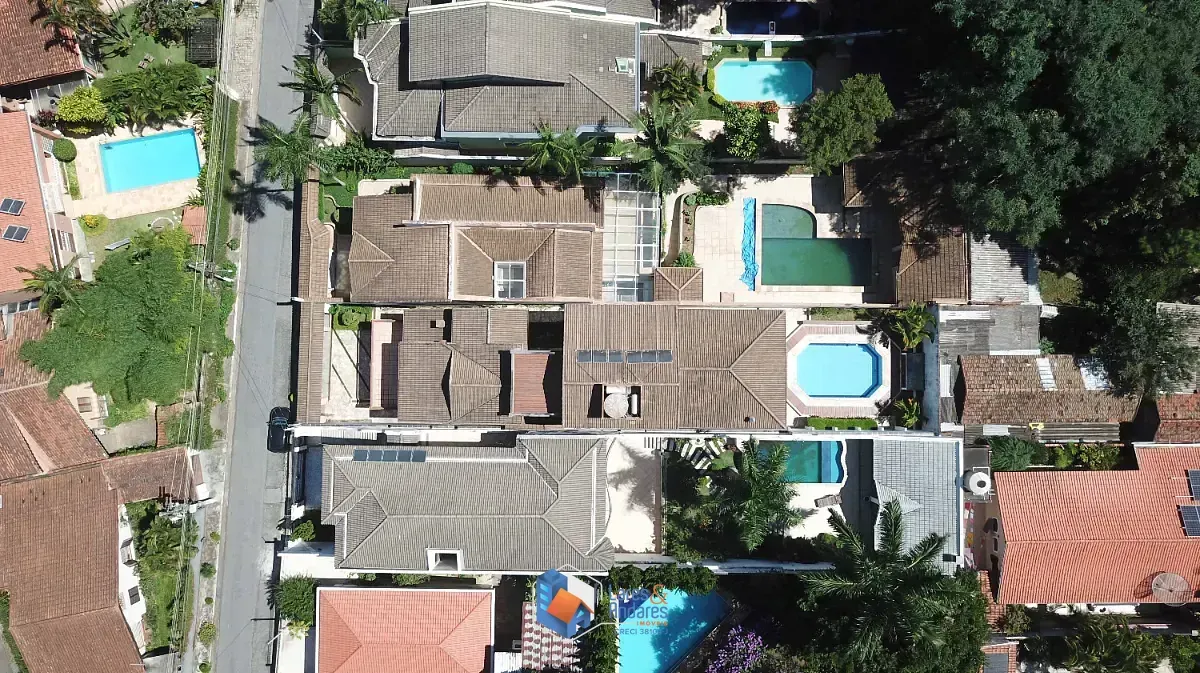 Imagem Casa para venda em Tremembé com 4 quartos, sendo 2 suítes, 473m²