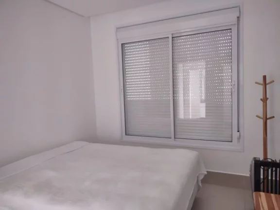 Imagem Casa Moderna em Condomínio  Segurança e Lazer