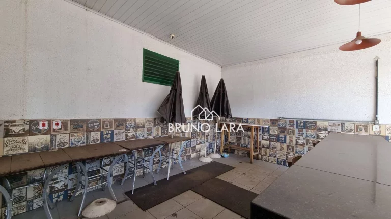 Imagem Área disponível para locação no Centro – Igarapé/MG.