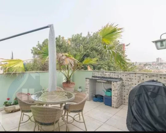 Imagem Cobertura de 3 dormitórios, 3 banheiros, 2 vagas, com 174m² em Jardim, Santo André