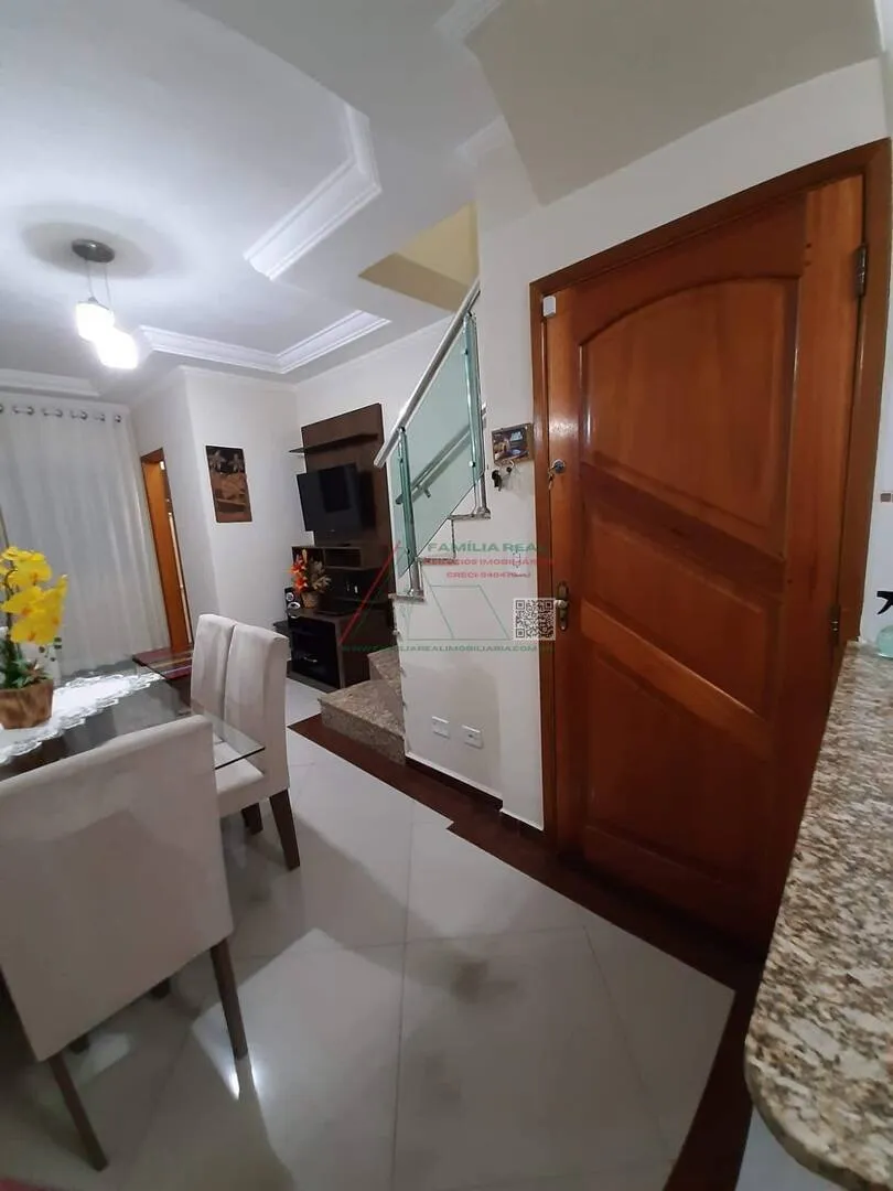 Imagem Sobrado em Condomínio Residencial, à Venda, na Vila Matilde, com 02 Dormitórios, sendo 02 Suítes, com 02 Vagas de Garagem