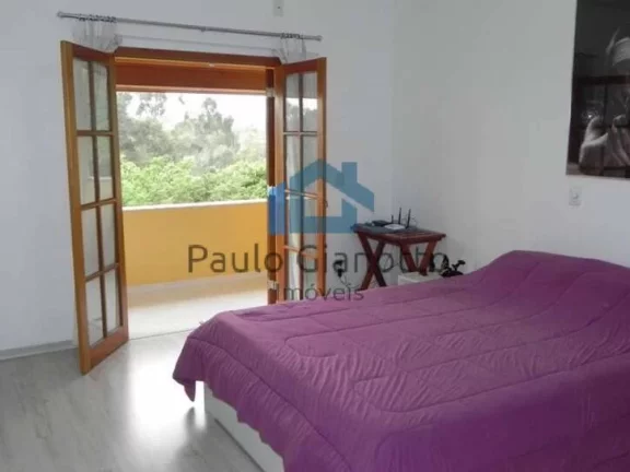 Imagem Casa de Alto Padrão à Venda na Granja Viana