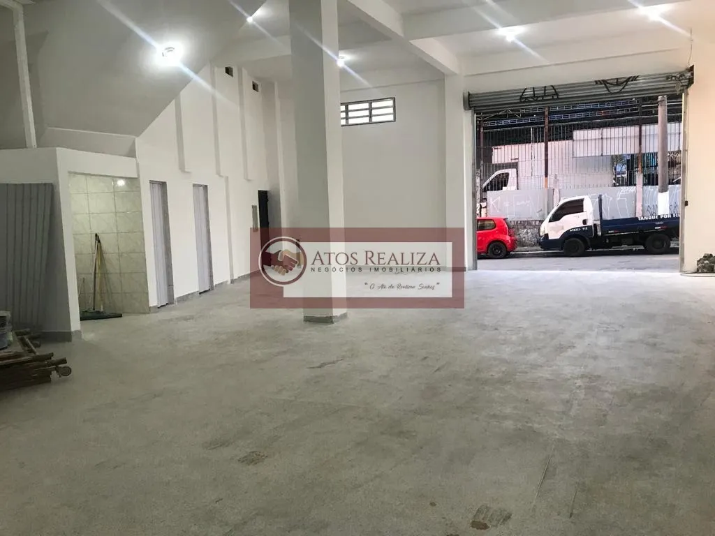 Imagem Alugo Excelente Galpão em Região Cidade Dutra - São Paulo