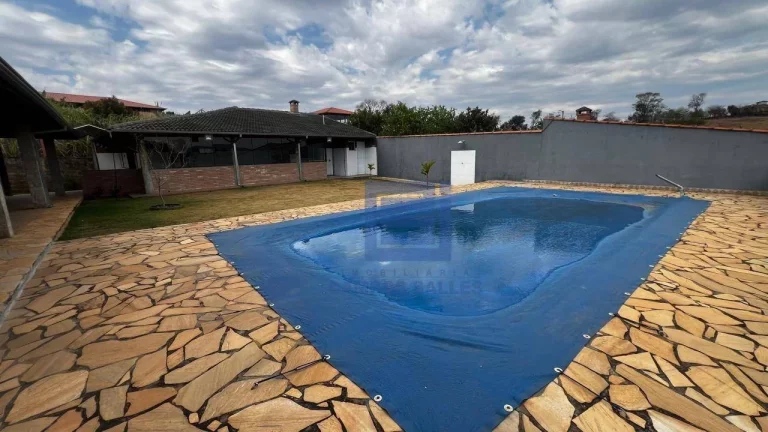 Imagem Chácara com 4 dormitórios à venda, 1300 m² por R$ 750.000,00 - Lavras de Baixo - Socorro/SP