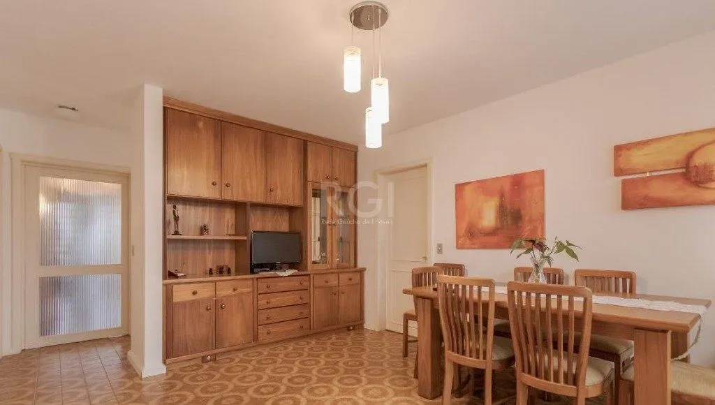 Imagem Casa para Venda - 327m², 4 dormitórios, sendo 1 suites, 3 vagas - Chácara das Pedras