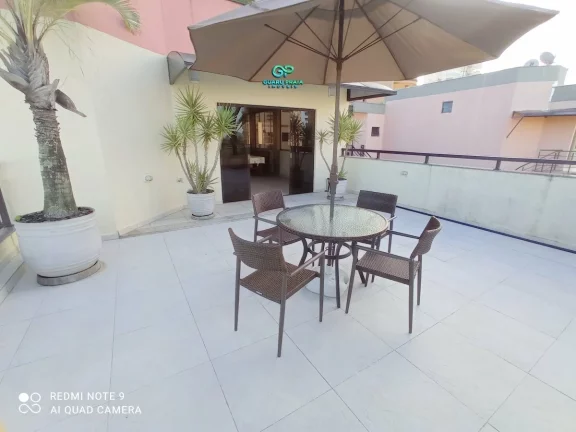 Imagem Locação anual - 3 dormitórios com armários, sendo 2 suítes, sala ampla para 2 ambientes com sacada, despensa, banheiro social, lavabo, cozinha com armários planejados