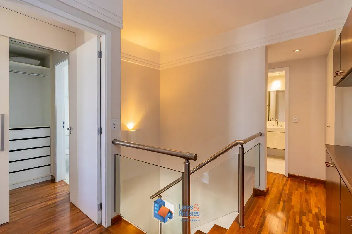 Imagem Cobertura para venda em Chácara Santo Antônio (Zona Sul) com 3 quartos, sendo 1 suíte, 129m²