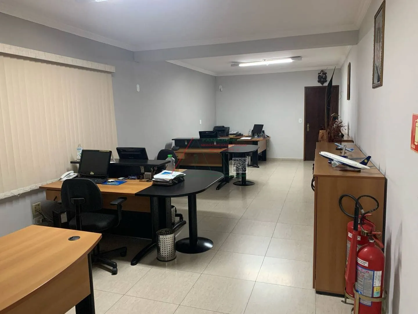 Imagem Prédio comercial à Venda, na Vila Talarico, com 385M² de construção