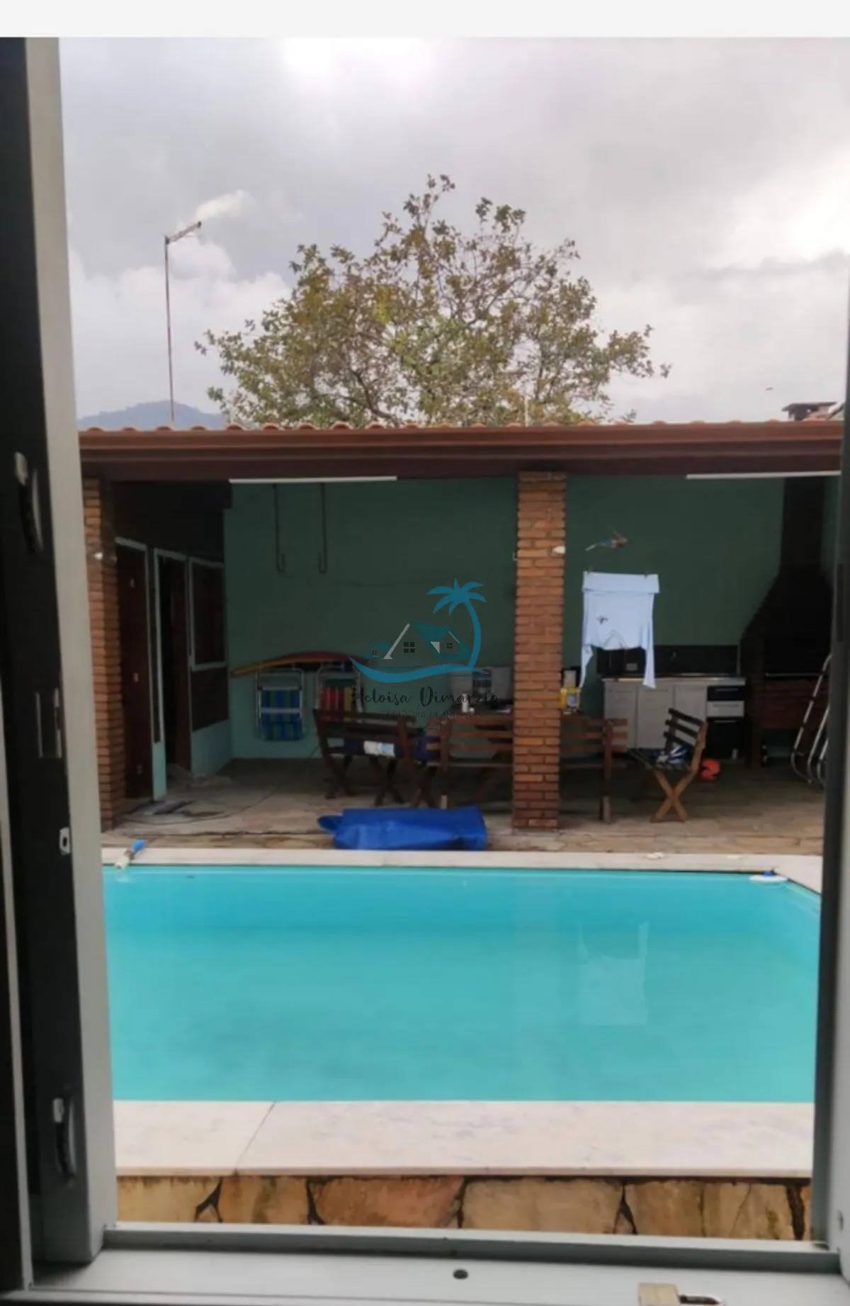 Imagem Excelente casa com 4 dormitórios a venda na região central de Ubatuba.