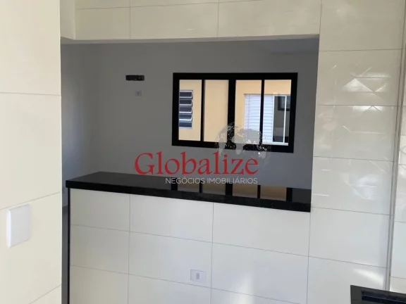 Imagem Sobrado triplex à venda com 94m², 2 suítes, piscina e vaga por R$588.905,00 em Santos