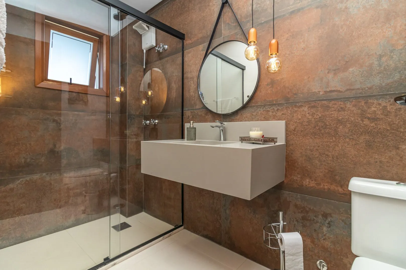 Imagem Casa com 3 Quartos à venda, 141m² - Hípica