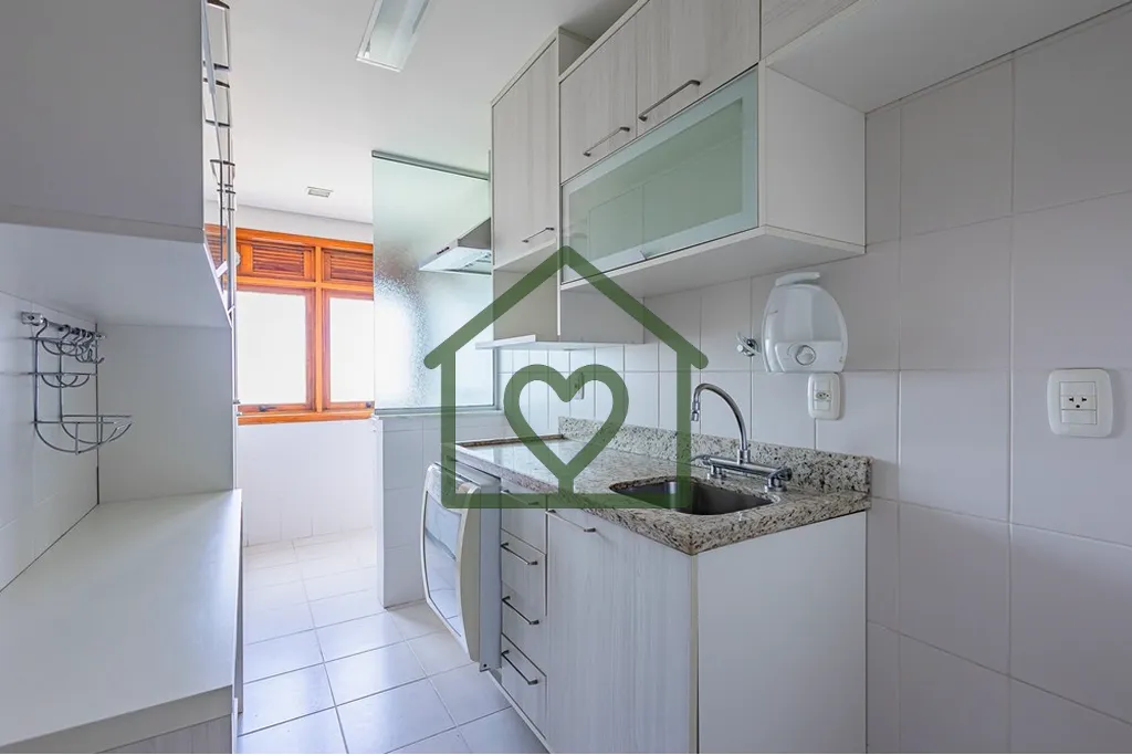 Imagem Apartamento no Condomínio Clube Vista Alegre no bairro Jardim Itu Sabará em Porto Alegre localizad...