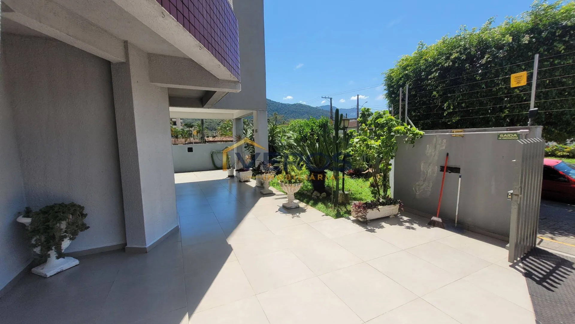 Imagem Apartamento à venda em Martim de Sá I 450 metros da praia I 2 dormitórios