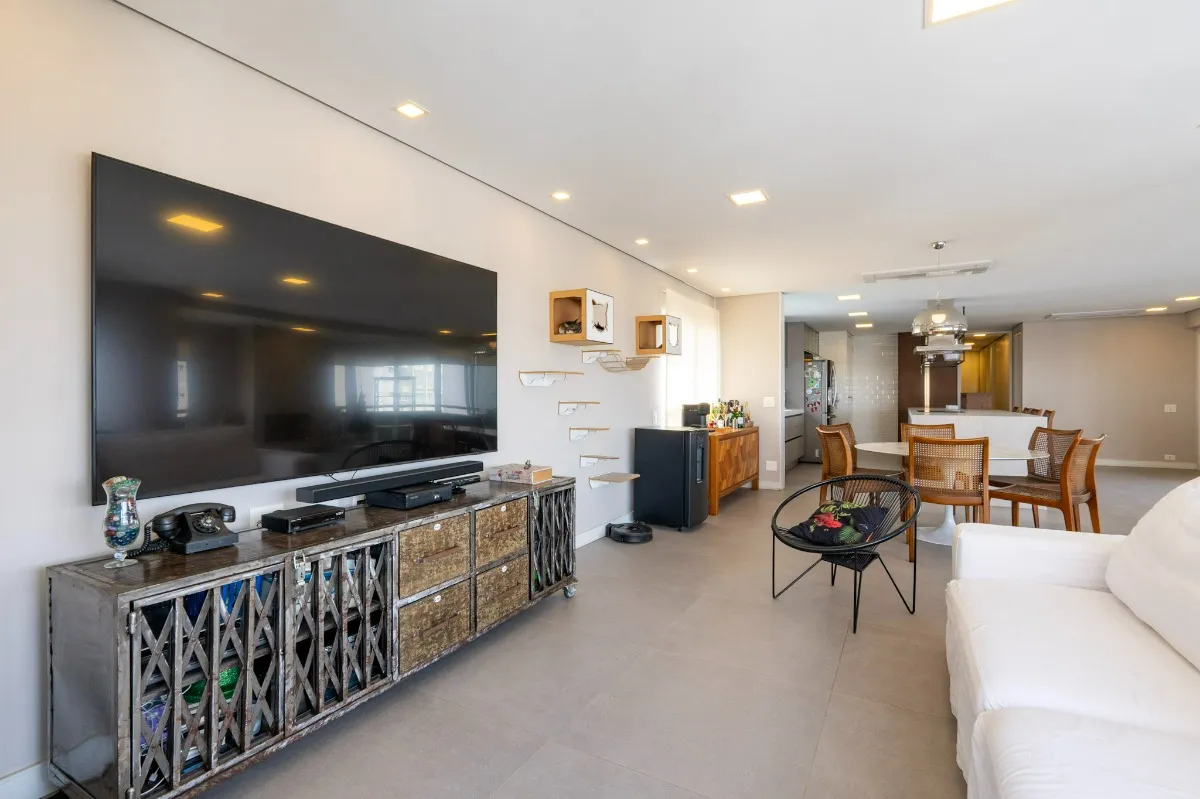 Imagem Apartamento para venda em Vila Andrade com 4 quartos, sendo 4 suítes, 210m2