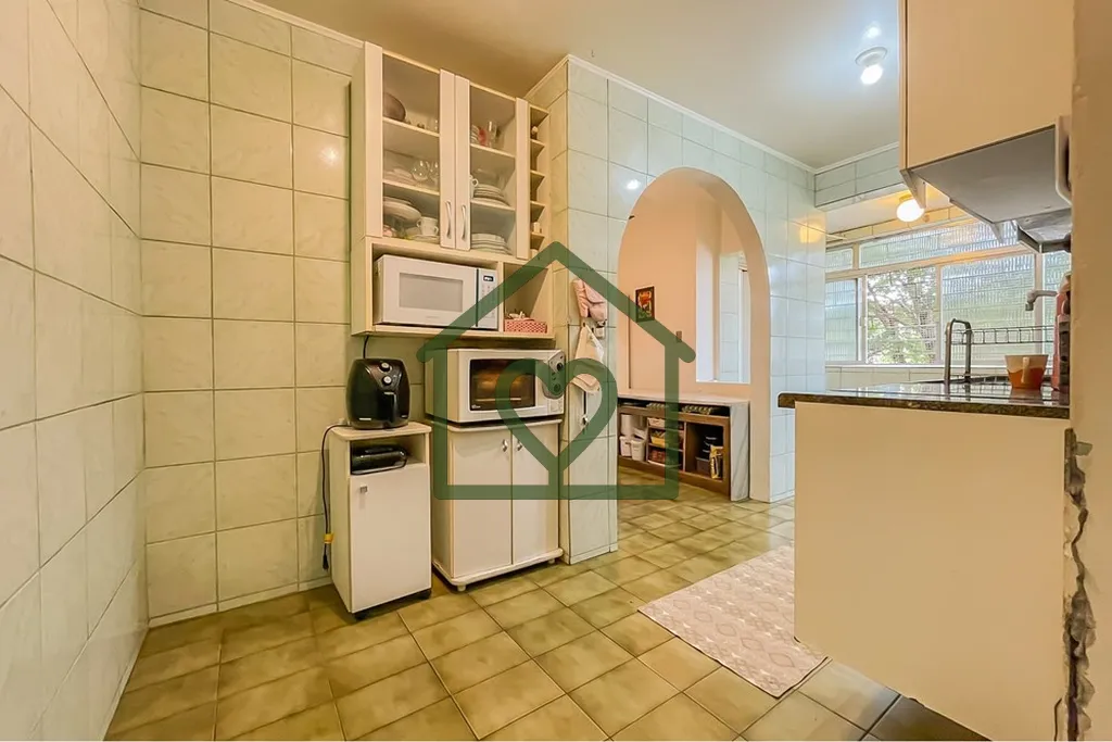 Imagem Apartamento Amplo com 2 Dormitórios: Conforto e Segurança no Coração do Cristal 
 Se você busca...