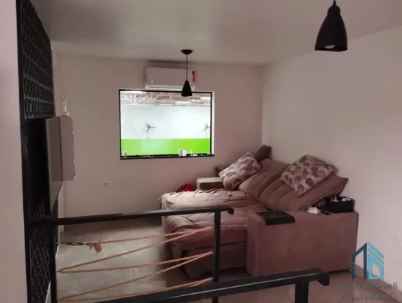Imagem Barracão Comercial/Residencial, mais um sobrado com 110mts2, a venda em Campina Grande do Sul, PR