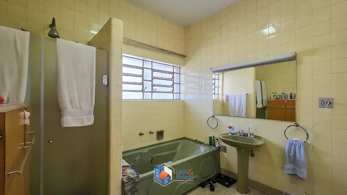 Imagem Casa para venda em Bela Aliança com 6 quartos, sendo 2 suítes, 395m²