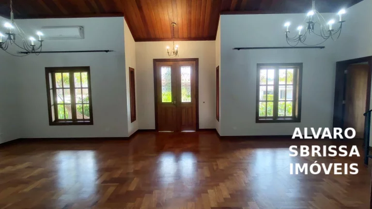 Imagem Casa com 4 dormitórios sendo 3 suítes, com piscina, no condomínio Chácaras Flora Itu SP - Único dono.