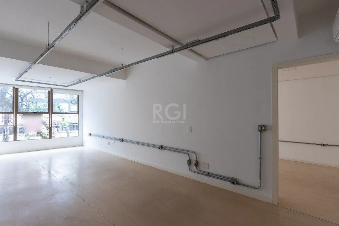 Imagem Conjunto/Sala para Venda - 83.48m², 0 dormitórios, Cidade Baixa