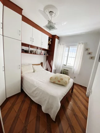 Imagem Apartamento de 2 quartos,dependência, 1 vaga - Campo Grande/Santos