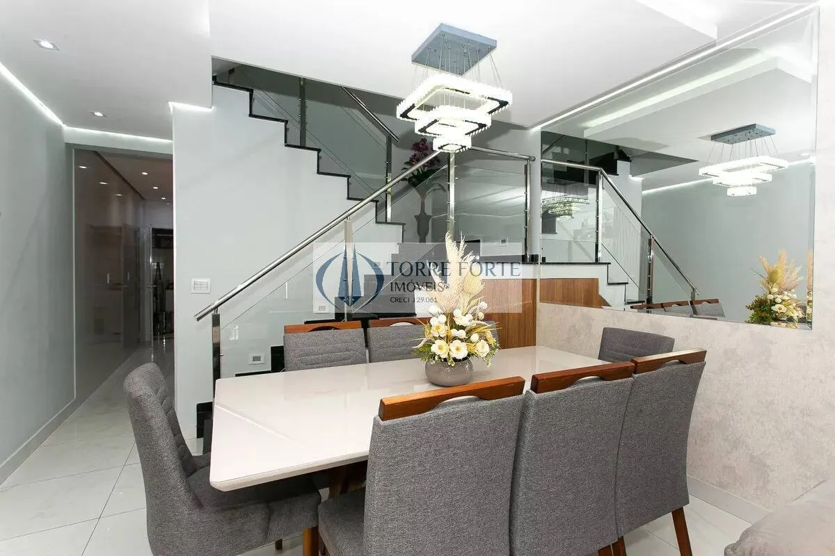 Imagem Lindo Sobrado com 4 dormitorios 1 suite 2 vagas na Vila Carrão.