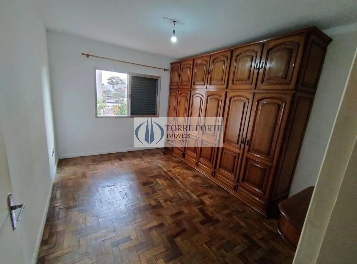 Imagem Casa sobrado de 320m², com 3 dormitórios, ao lado do Metrô Penha