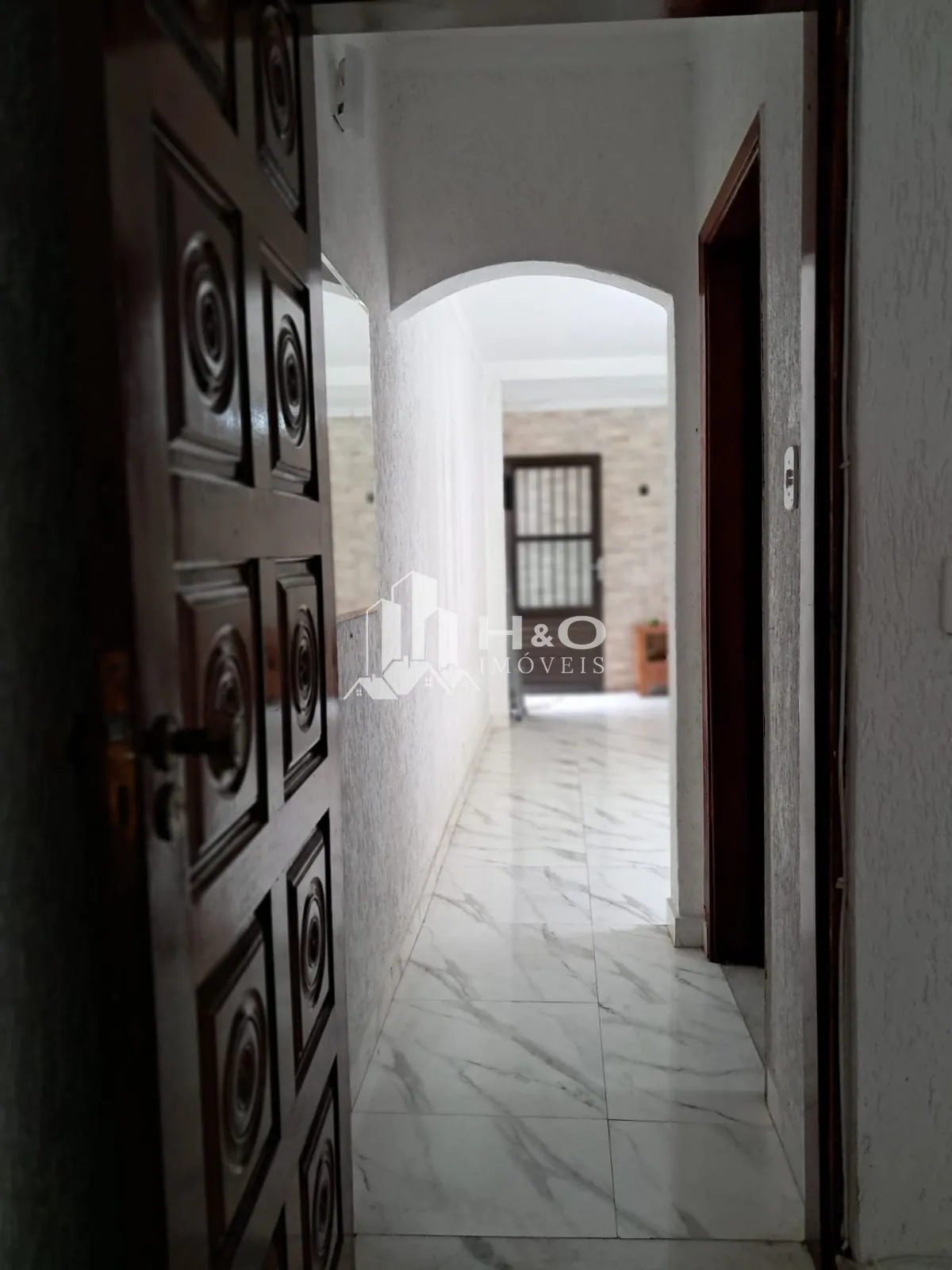 Imagem Oportunidade, Casa Térrea Ampla na Mooca com Churrasqueira, Closet e Quintal - Conforto e Versatilidade para Sua Família