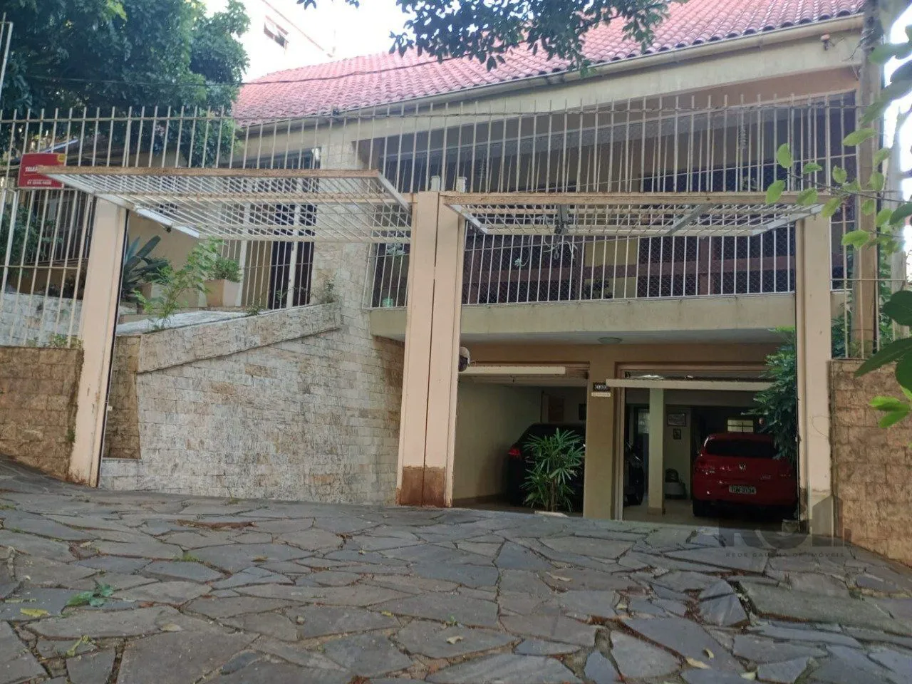 Imagem Casa 3 dormitórios à venda Santo Antônio Porto Alegre/RS