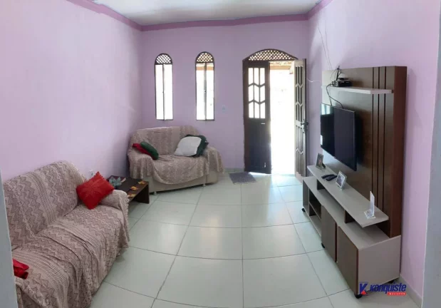 Imagem VENDO CASA DE 3/4 SENDO UMA SUITE NA CONCEIÇÃO