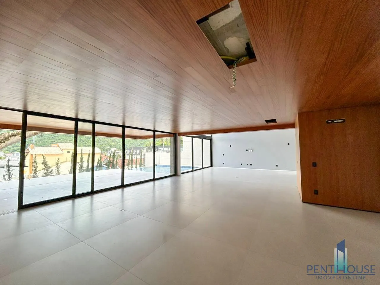 Imagem Casa em Condomínio para Venda em Balneário Camboriú, BARRA, 4 dormitórios, 4 suítes, 6 banheiros, 4 vagas