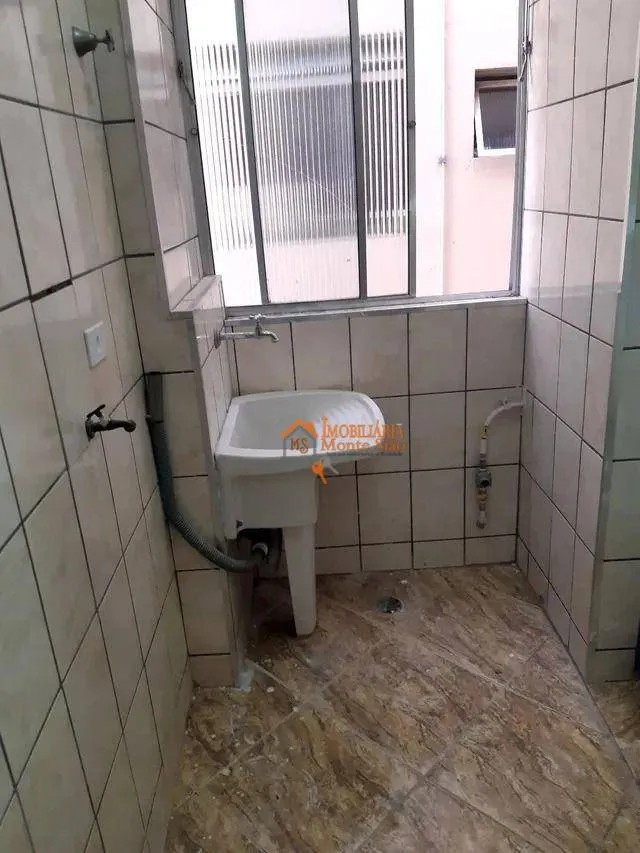 Imagem Apartamento com 2 dormitórios à venda, 60 m² por R$ 320.000,00 - Itapegica - Guarulhos/SP