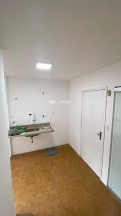 Imagem Apartamento à venda em Moema, São Paulo-SP: 2 quartos, 2 banheiros, 1 vaga de garagem, 80m². Imperdível oportunidade!