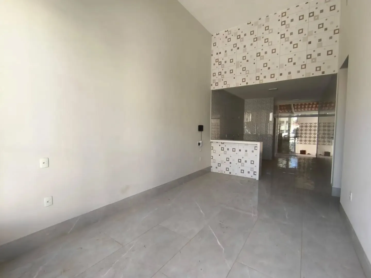 Imagem Casa 3/4 Sendo 2 Suites Em Condominio A 1km Do Terminal Vila Brasilia