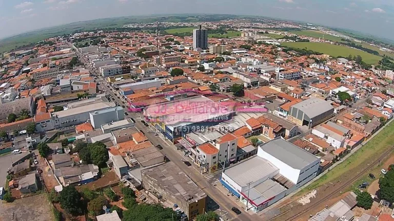 Imagem CHÁCARA Residêncial em de condomínio dentro da cidade