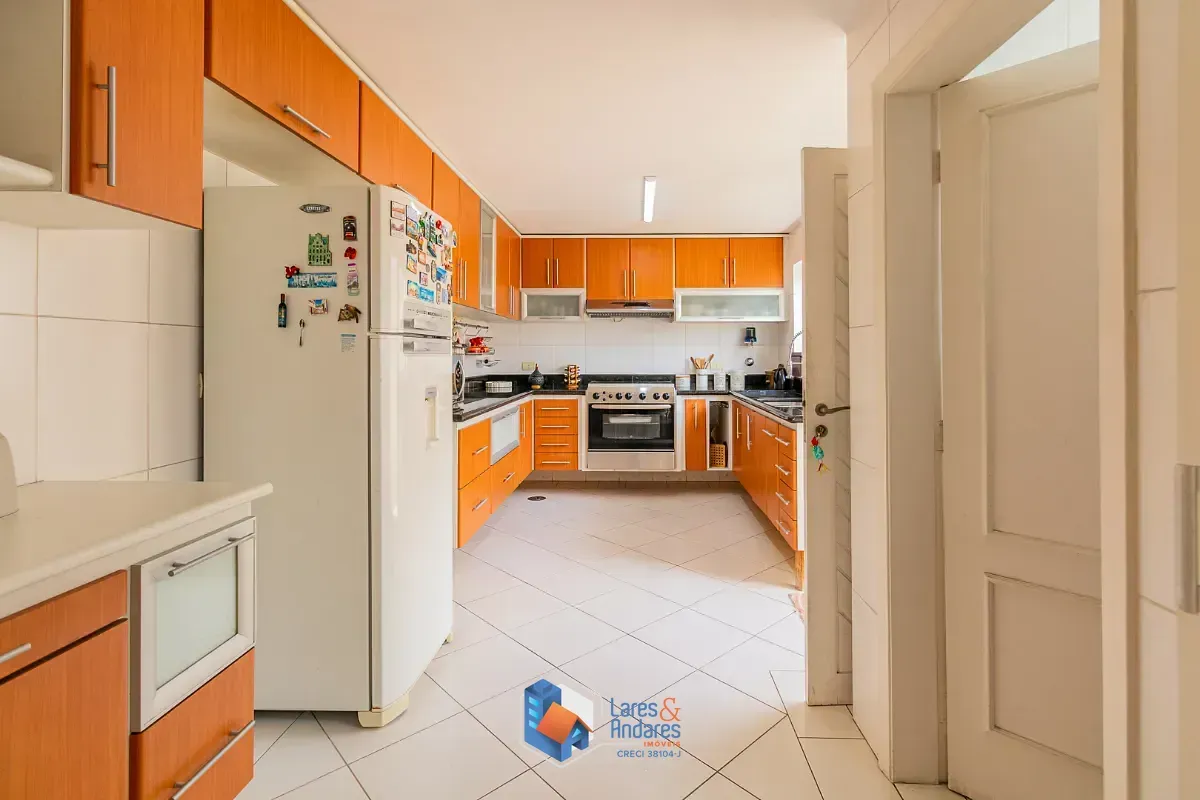 Imagem Casa para venda em Brooklin Paulista com 4 quartos, sendo 2 suítes, 500m²
