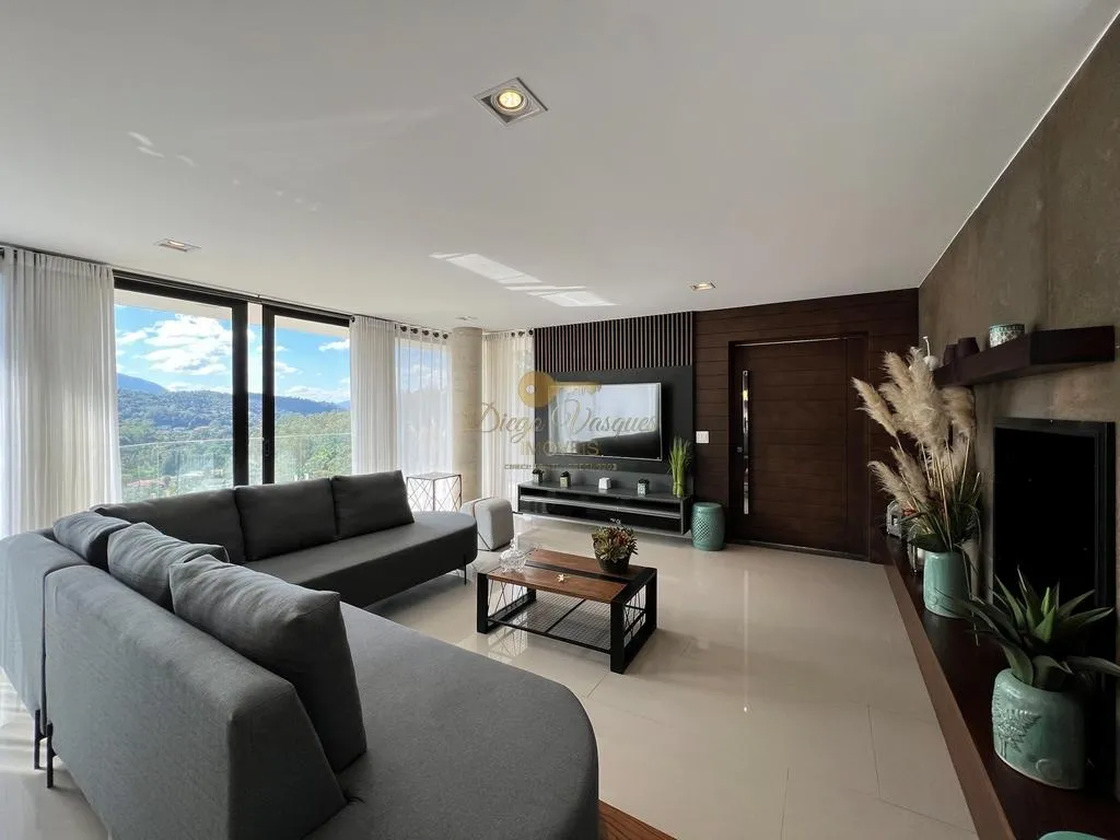 Imagem Casa em Condomínio para Venda em Teresópolis / RJ no bairro Quebra Frascos