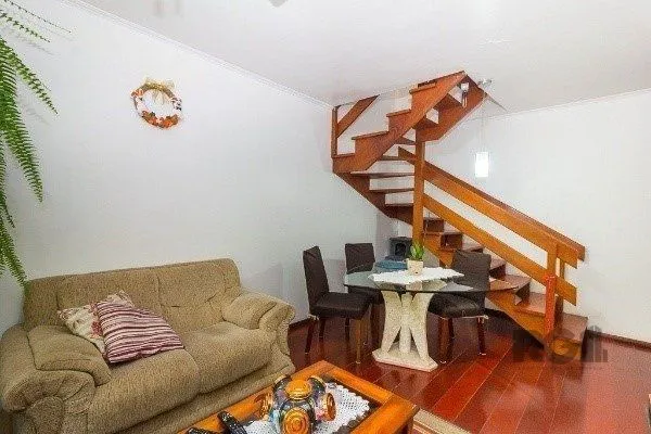 Imagem Cobertura para Venda - 100.94m², 3 dormitórios, sendo 1 suites, 2 vagas - Petrópolis
