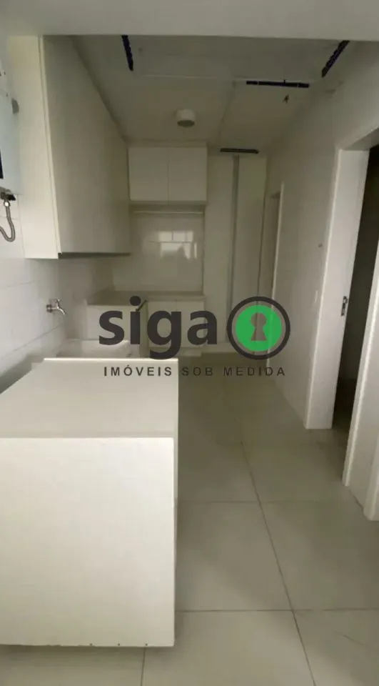 Imagem Apartamento para locação com 220m² no Itaim, com 3 suites e 3 vagas