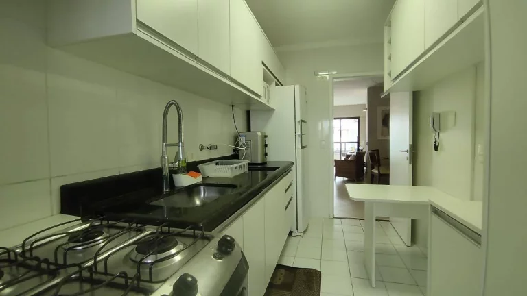 Imagem Apartamento com 3 dormitórios à venda, 109 m por R$ 2.400.000,00 - Riviera