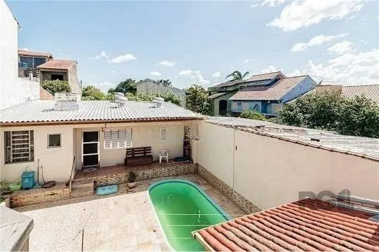 Imagem casa de 260m², bairro Costa e Silva