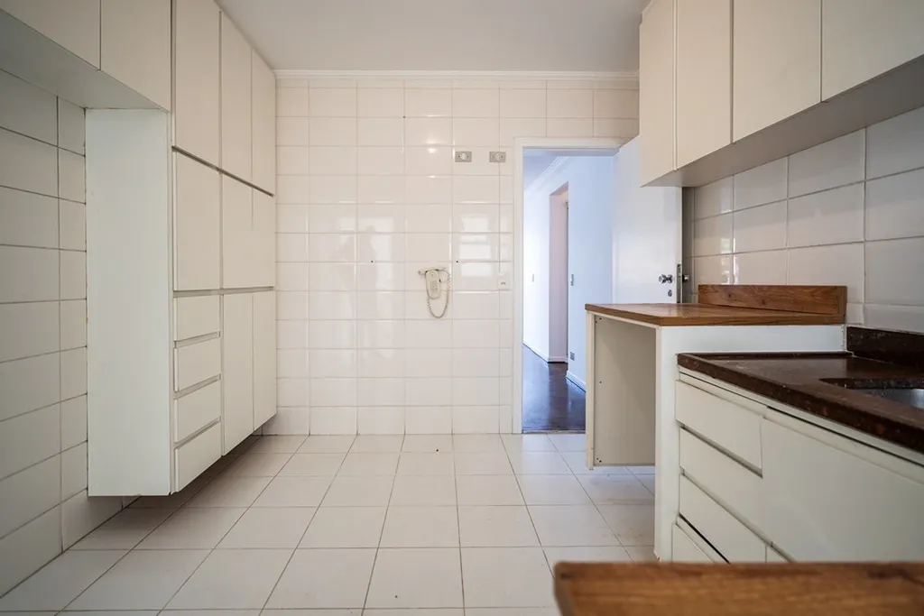 Imagem Apartamento à venda em São Paulo, Moema, com 3 quartos, 145m2