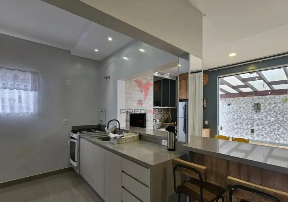 Imagem Casa semi mobiliada. Suíte mais dois quartos